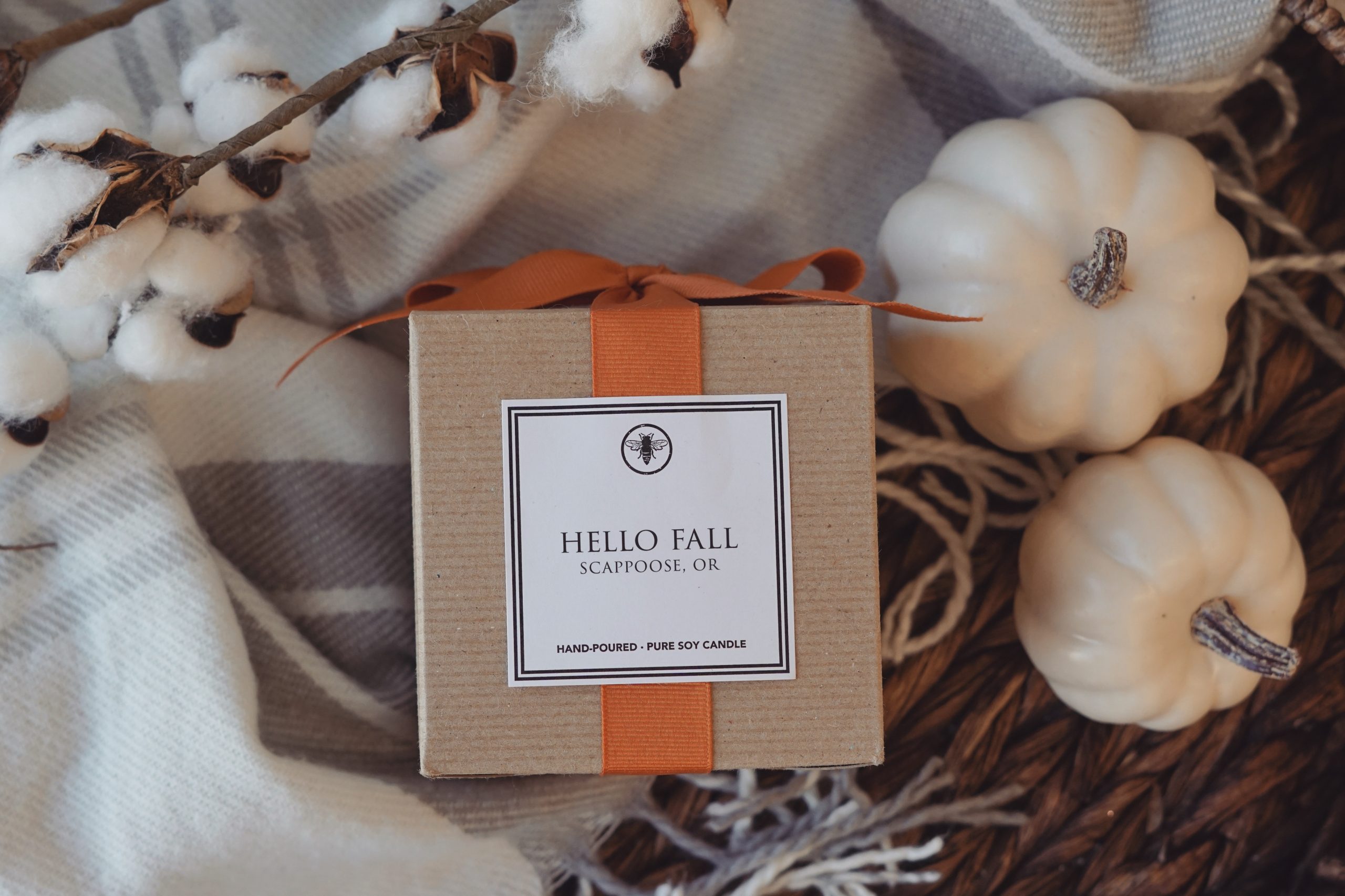 Hello Autumn - 8oz Candle - Choose Your Scent - 100% Natural Soy Wax